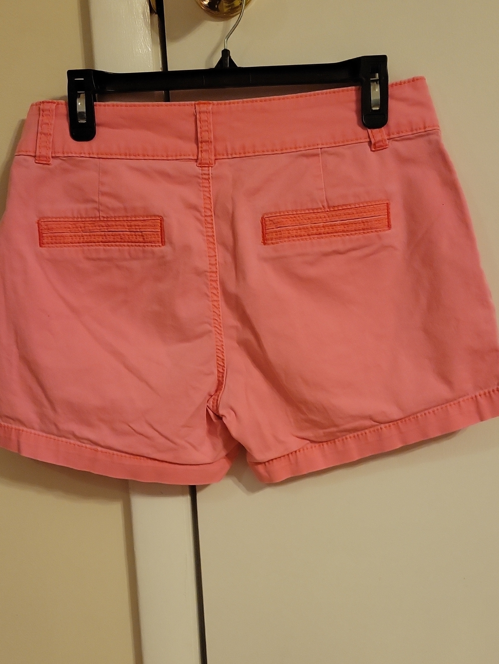 💲Maurices Coral Pink Women's Cotton-Blend Shorts Sz 7/8- 3/$8 - Picture 2 of 3